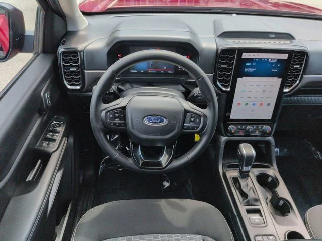 Used 2025 Red Ford XLT image 16