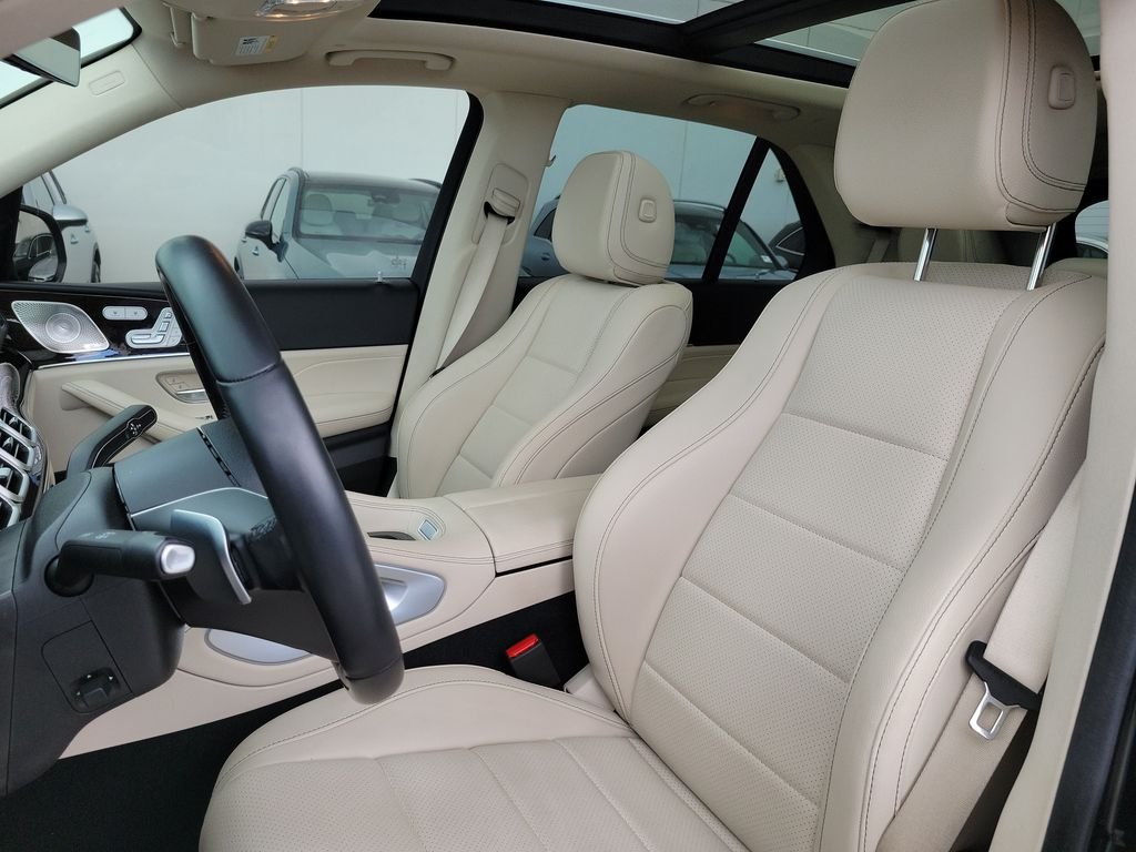 Certified Used 2024 Black Mercedes-Benz GLE 450e image 22
