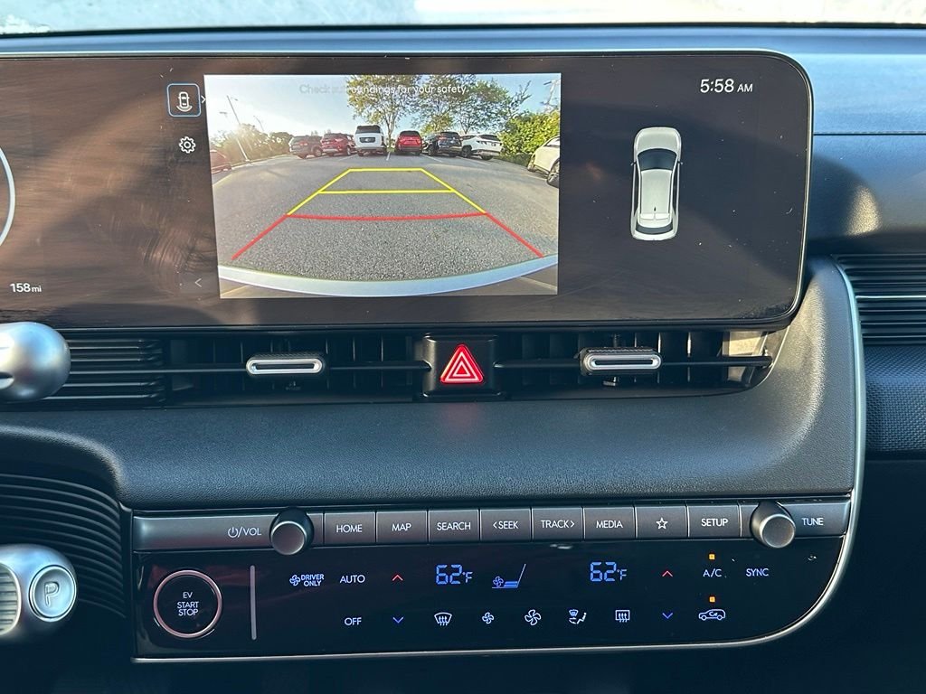 2025 Hyundai IONIQ 5 SE - Photo 16
