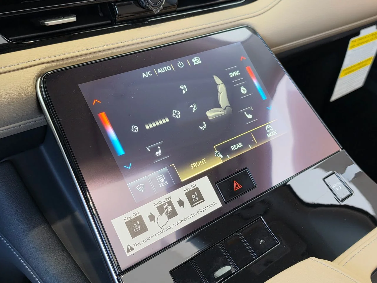 New 2026 RADIANT WHITE INFINITI Pure 4WD image 18