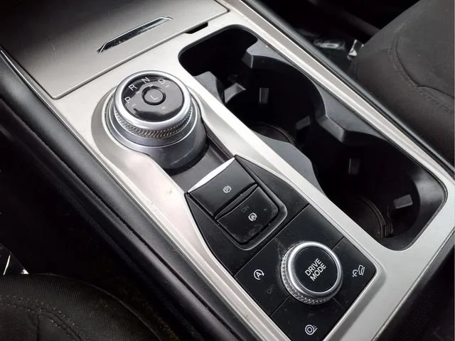Used 2021  Ford XLT image 6