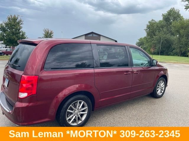 Used 2017 Red Dodge SE Plus image 3