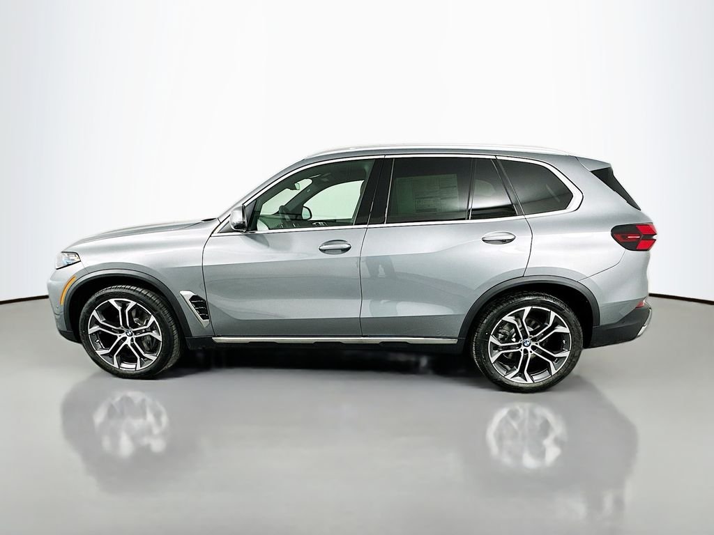 New 2026 Gray Metallic BMW xDrive40i image 8