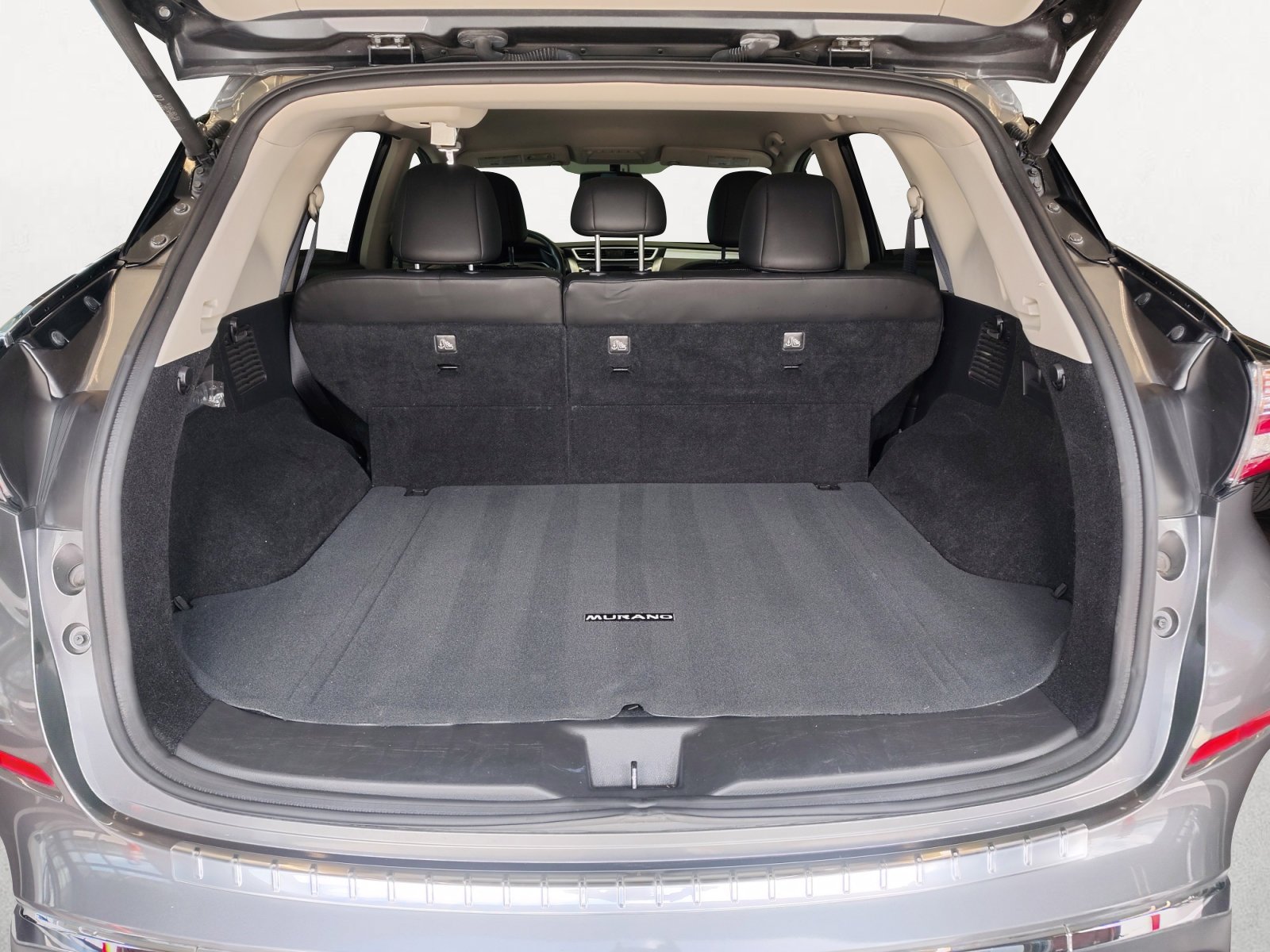 Used 2017 Gun Metallic Nissan SL image 13