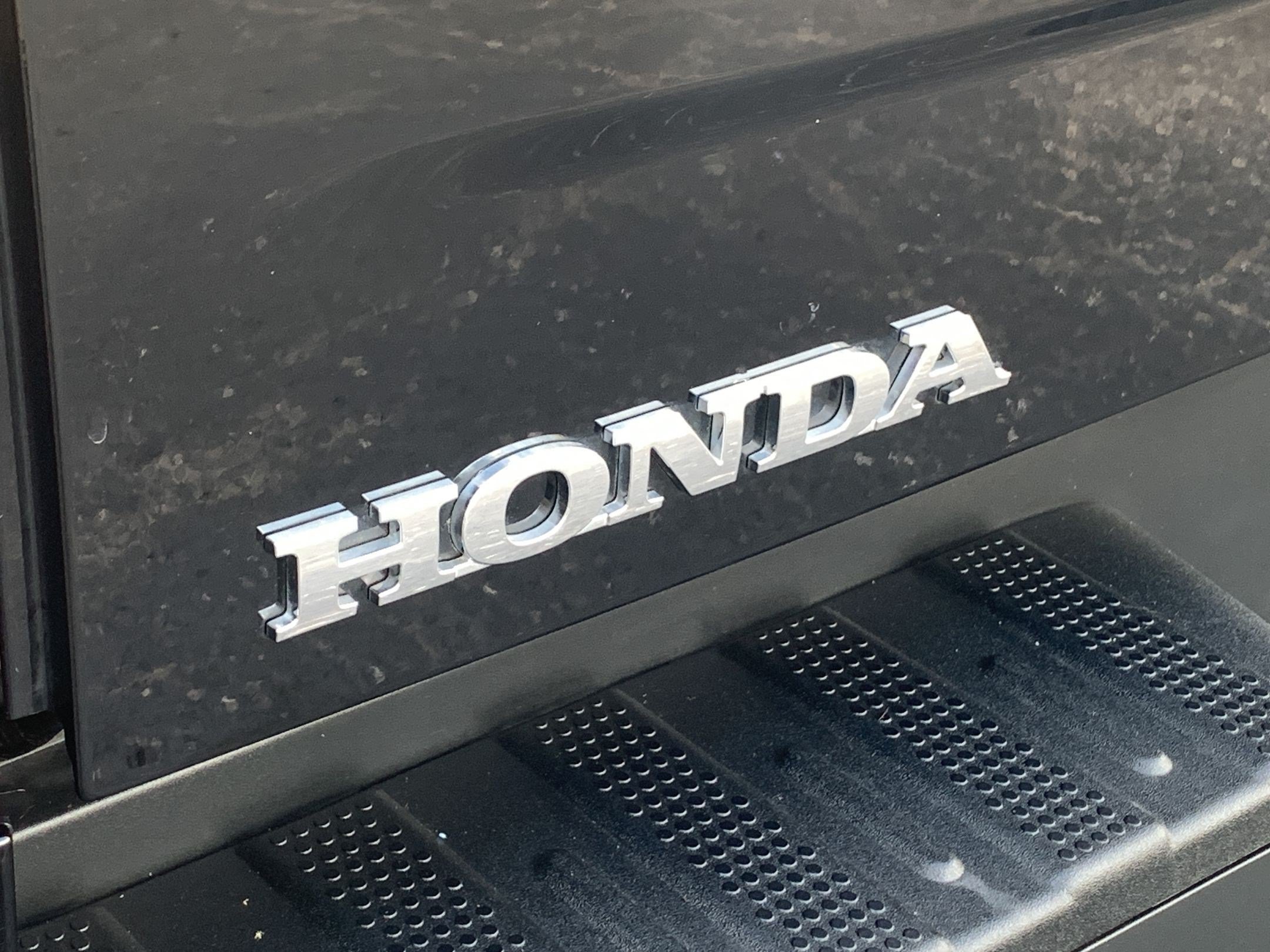Certified Used 2025 Crystal Black Pearl Honda RTL image 56