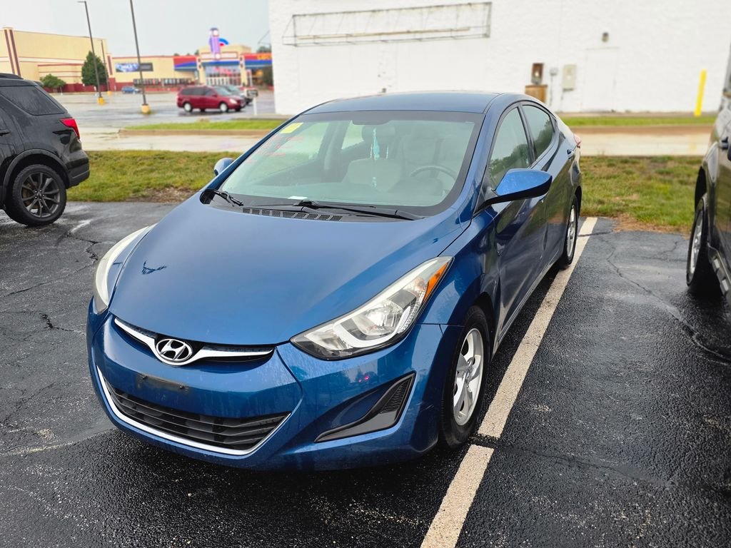 Used 2014 Windy Sea Blue Hyundai SE image 2