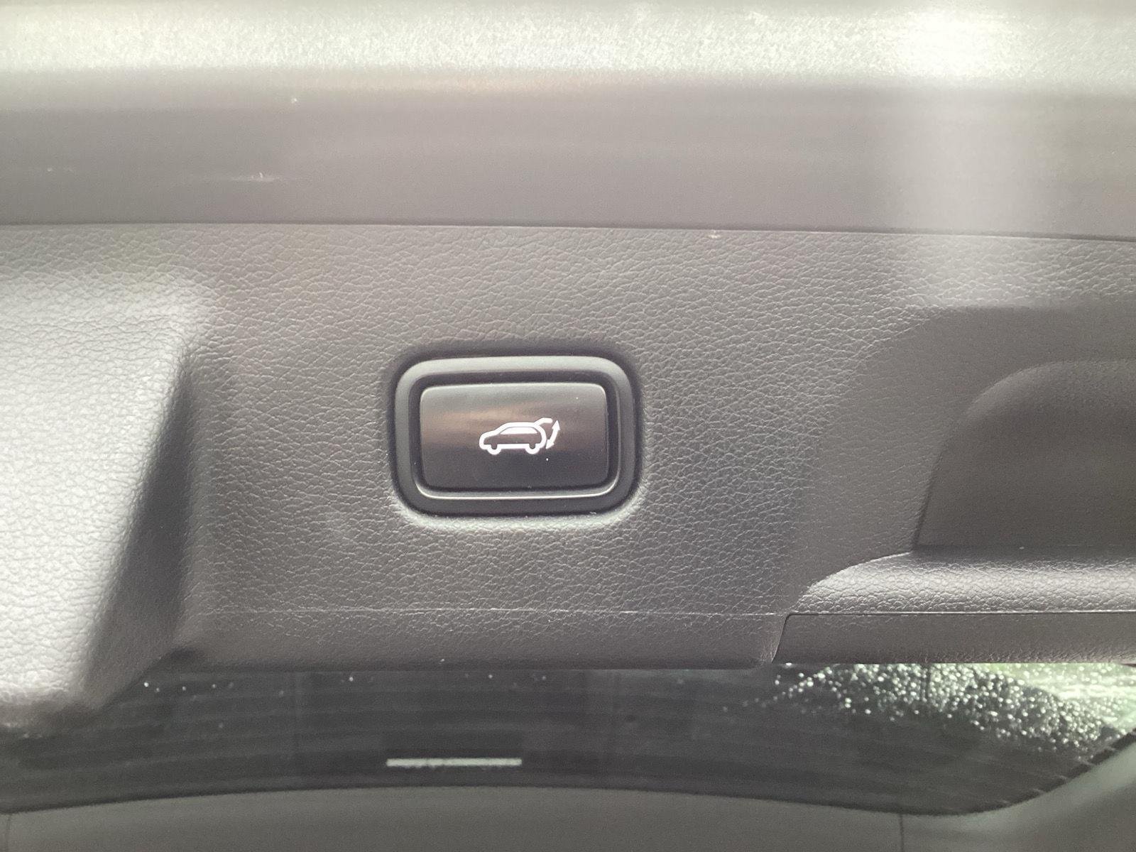 Used 2022 Steel Graphite Hyundai SEL image 8