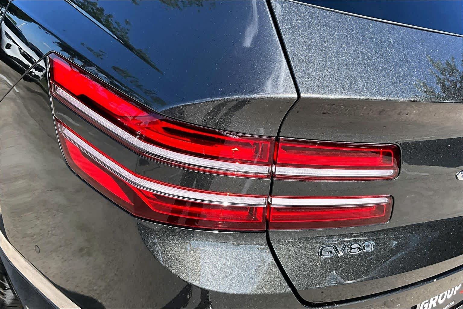 Used 2024 Makalu Gray Genesis  image 28