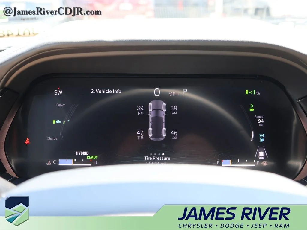 Used 2022 White Jeep 4xe image 30