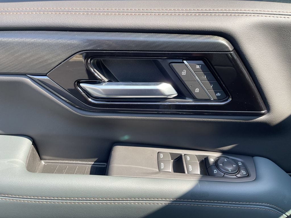 2026 GMC Yukon XL AT4 - Photo 24