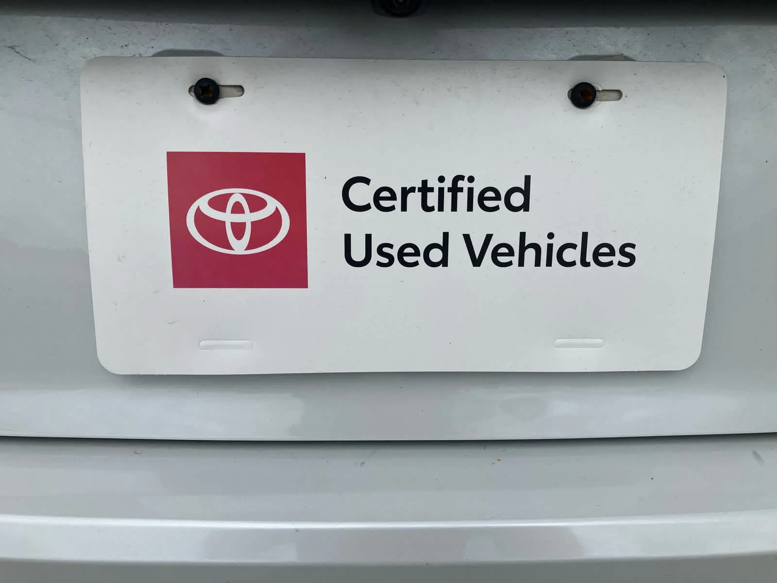 Certified Used 2026 Wind Chill Pearl w/Midnight Black Metallic Roof Toyota XSE image 7