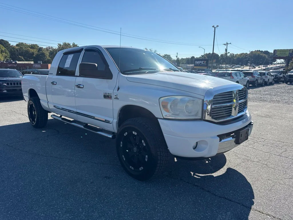 Used 2007 White Dodge Laramie image 7