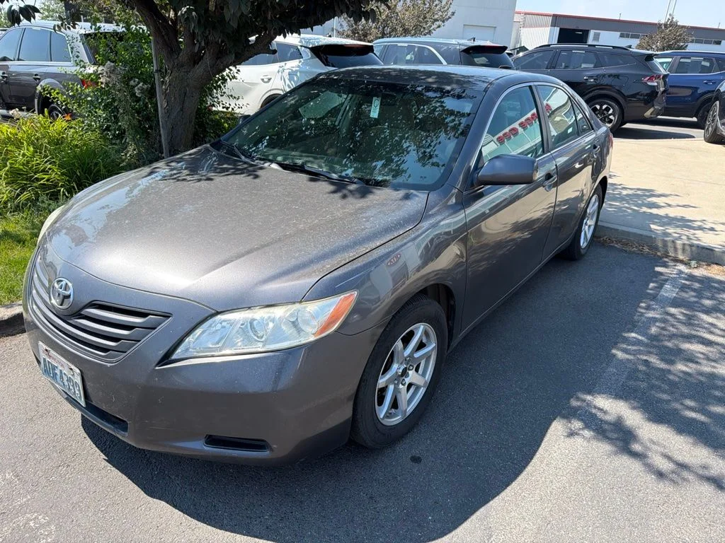 Used 2008 Gray Toyota  image 2