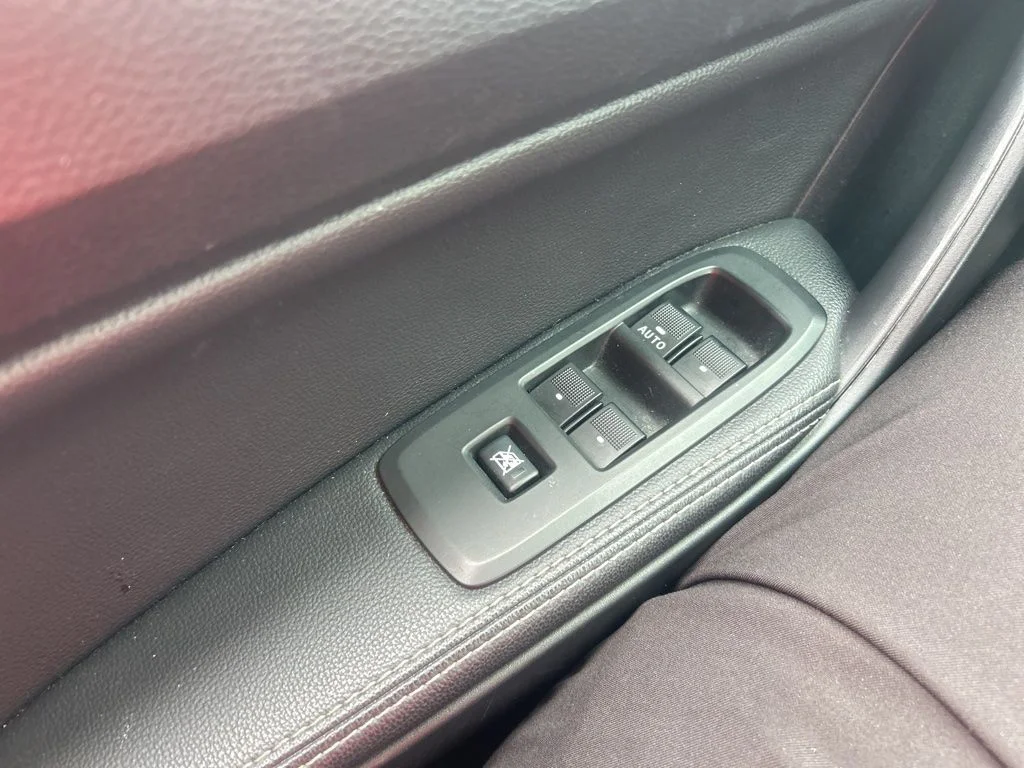 Used 2019 Lightning Blue Ford Lariat image 19