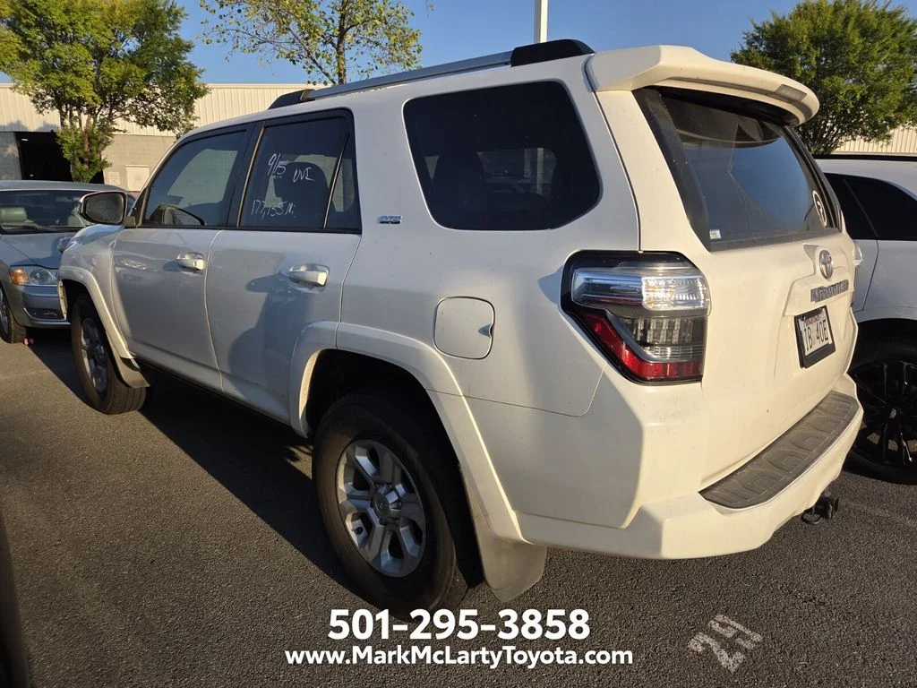 Used 2019 White Toyota SR5 image 4