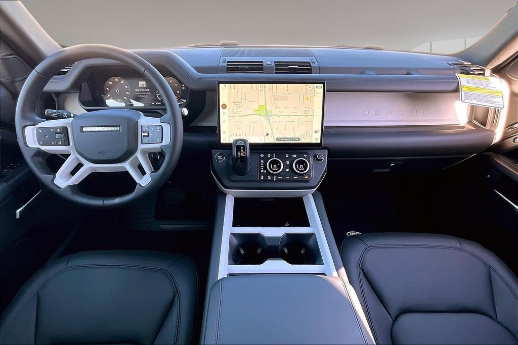 New 2026  Land Rover X-Dynamic SE image 5