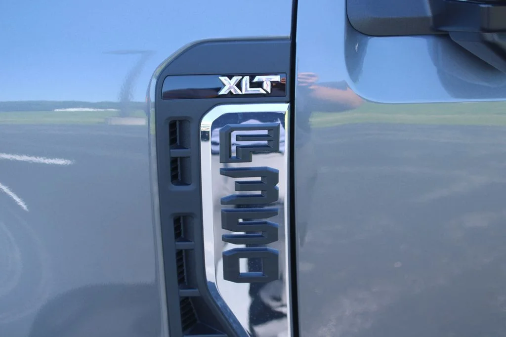 New 2026 Carbonized Gray Metallic Ford F-350® XLT image 6
