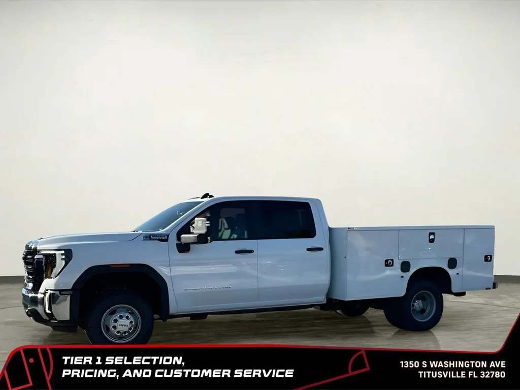 New 2026 Summit White GMC Pro image 3