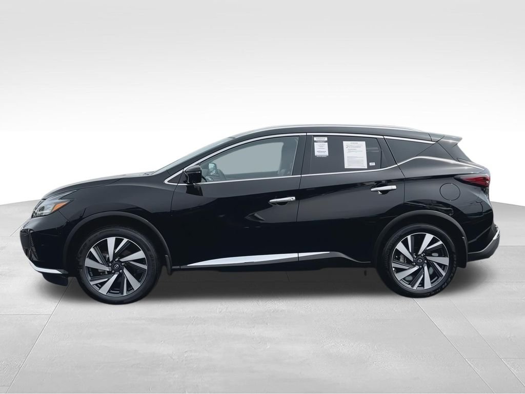 Used 2023 Black Nissan SL image 5