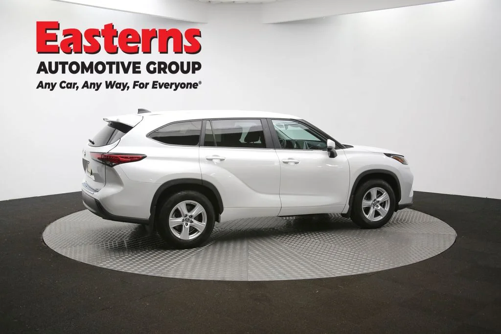 Used 2023 White Toyota LE image 43
