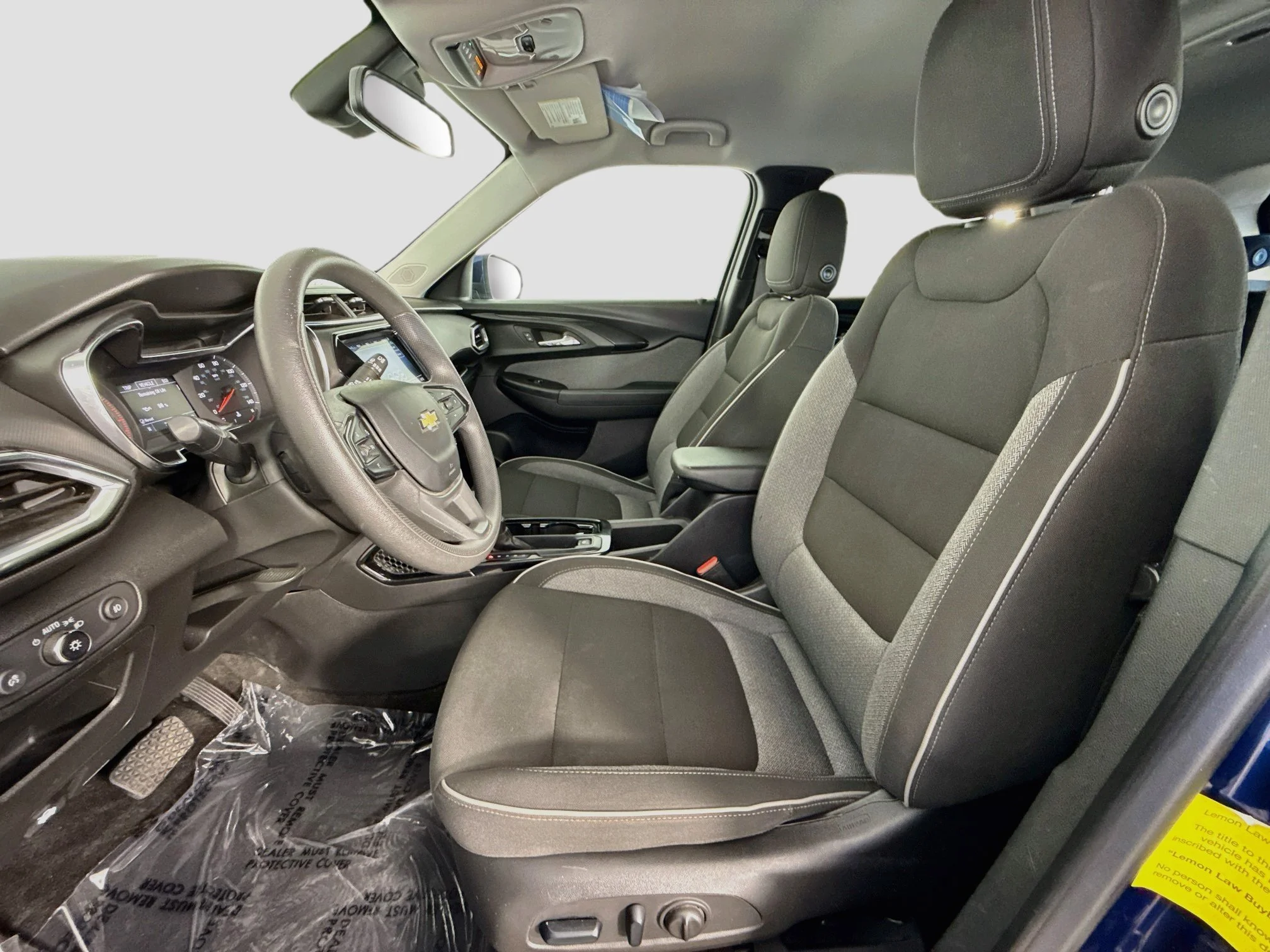 Used 2023 BLUE GLOW METALLIC Chevrolet LT image 21