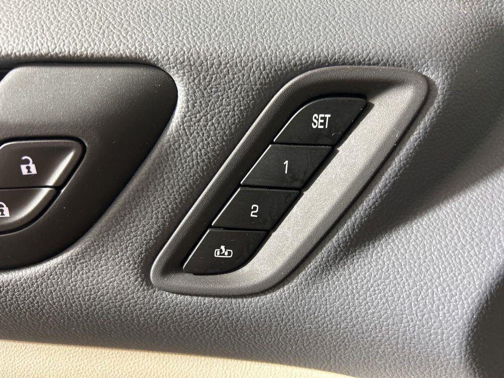 Used 2021 Cayenne Red GMC Denali image 24