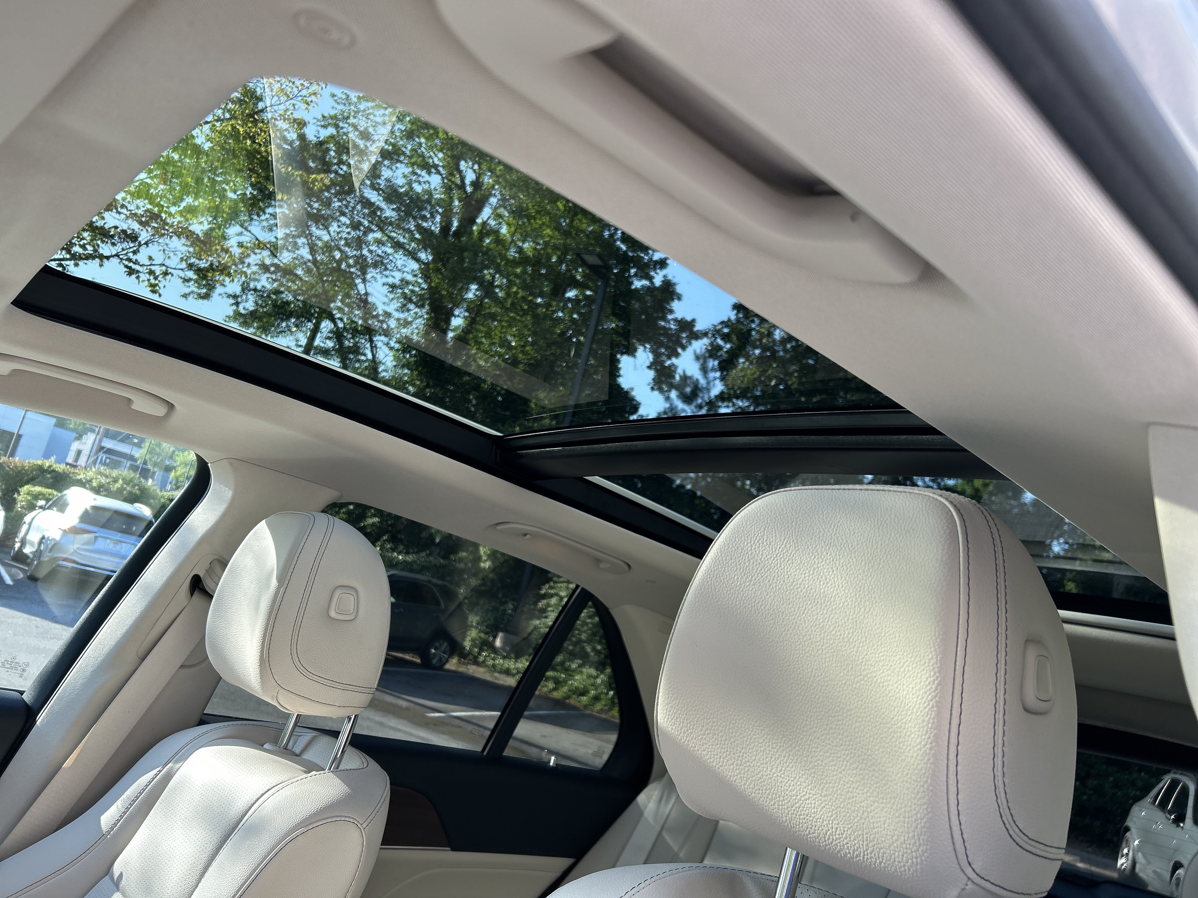 Certified Used 2022 Cirrus Silver Metallic Mercedes-Benz GLE 350 SUV image 22