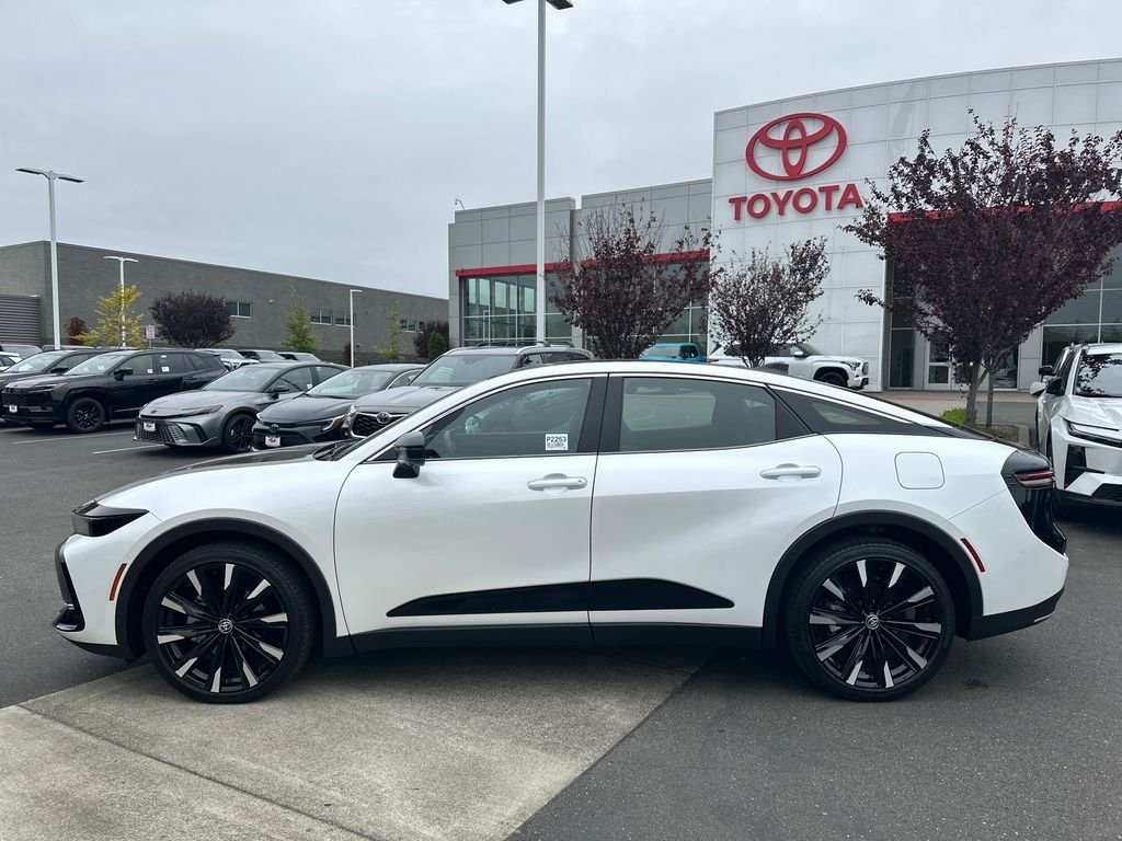 Certified Used 2026 White / Black Toyota Platinum image 2