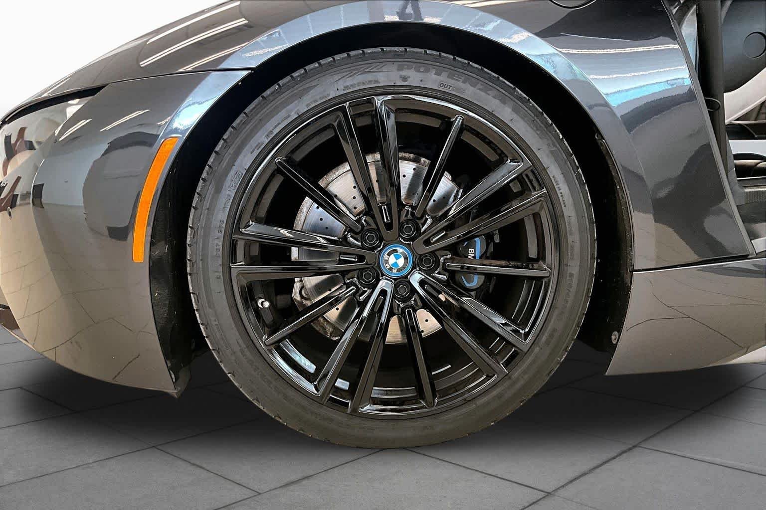 Used 2019 Sophisto Gray Metallic w/Frozen Gray Accent BMW  image 10