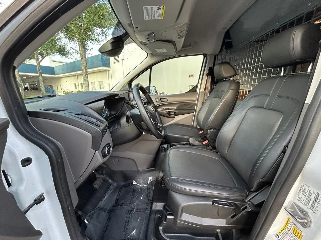 Used 2019 Frozen White Ford XL image 10