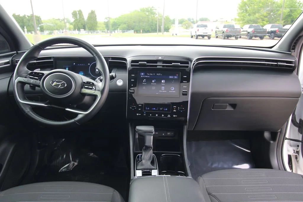 Used 2022 White Hyundai SEL Premium image 38