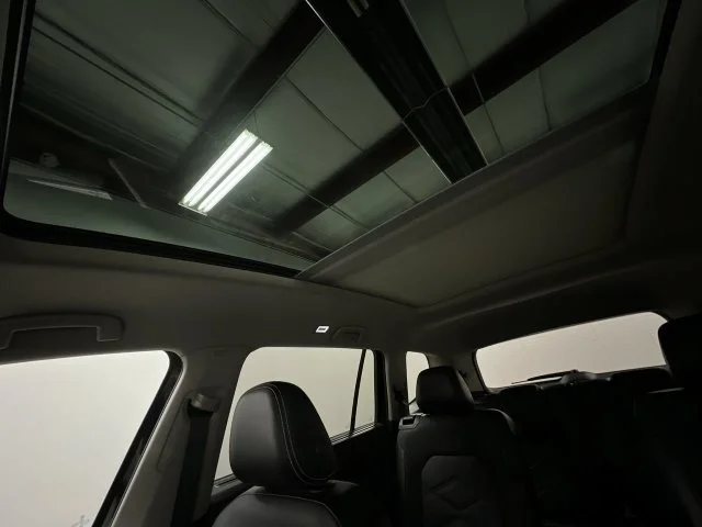 2024 Volkswagen Atlas SE w/Tech - Photo 18