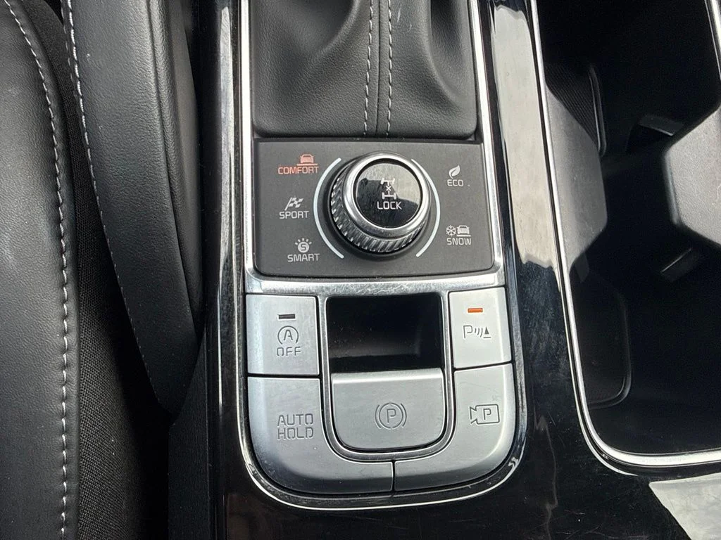 Used 2025 Gray Kia SX-Prestige X-Line image 15