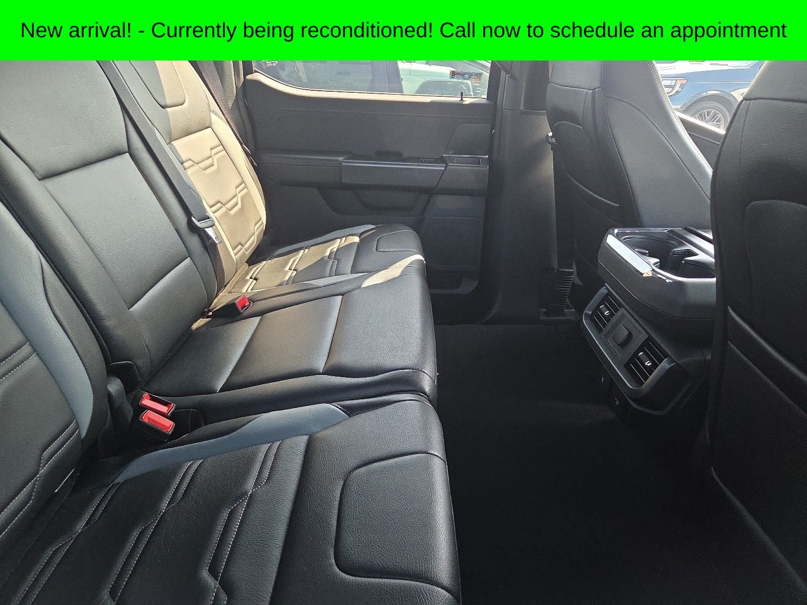 Used 2024 Blue Metallic Ford XLT image 9