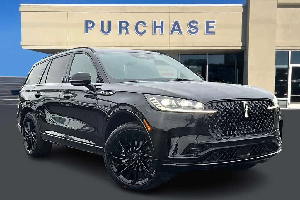 2026 Lincoln Aviator Reserve AWD's photo
