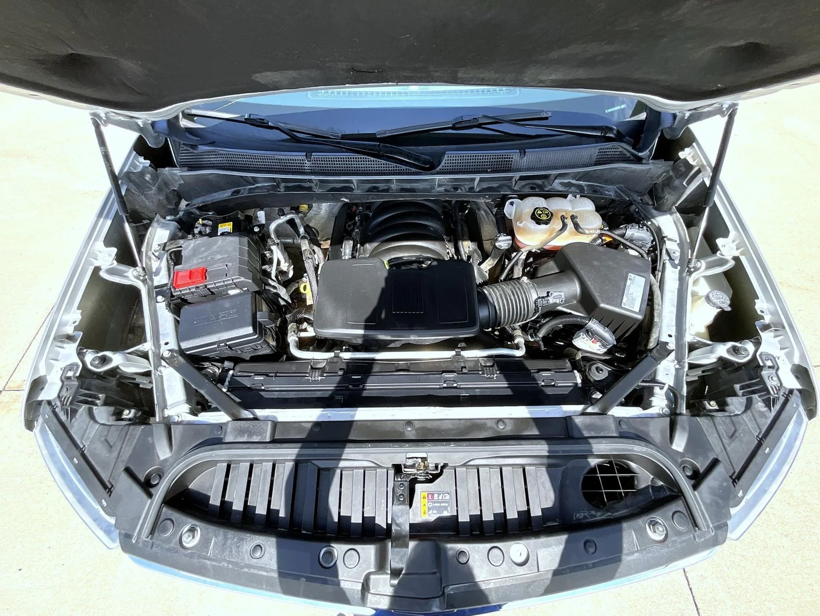 Used 2019 Silver Chevrolet LTZ image 27