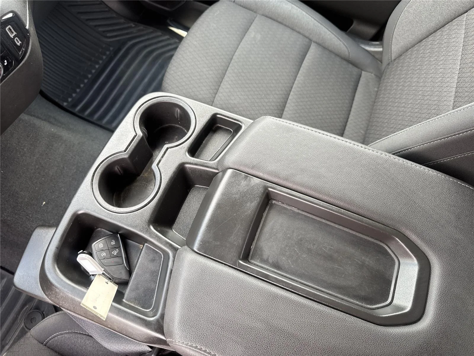 Used 2025 Black Chevrolet LT image 28