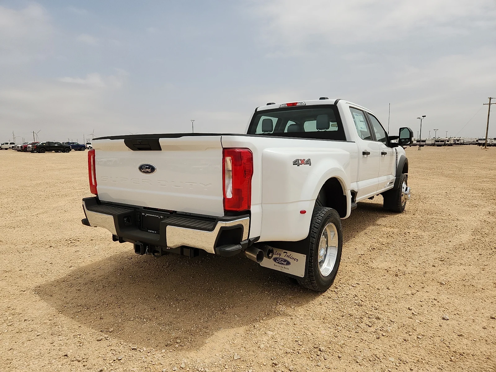 New 2026 Oxford White Ford F-450® XL image 7