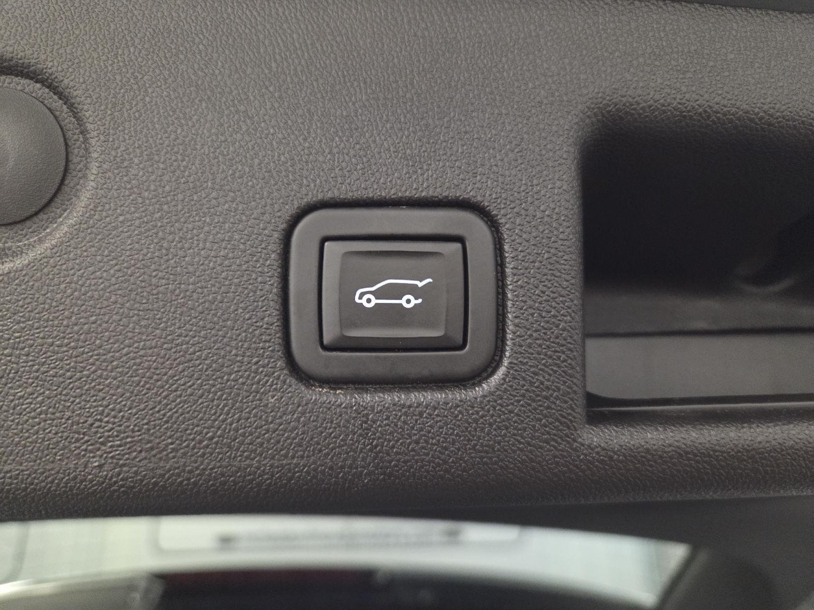 Used 2024 Sterling Gray Metallic Chevrolet LT image 31