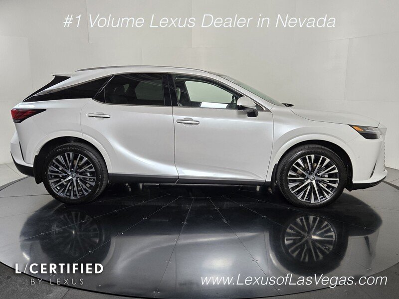 Certified Used 2026 White Pearl Lexus PREMIUM PLUS image 7