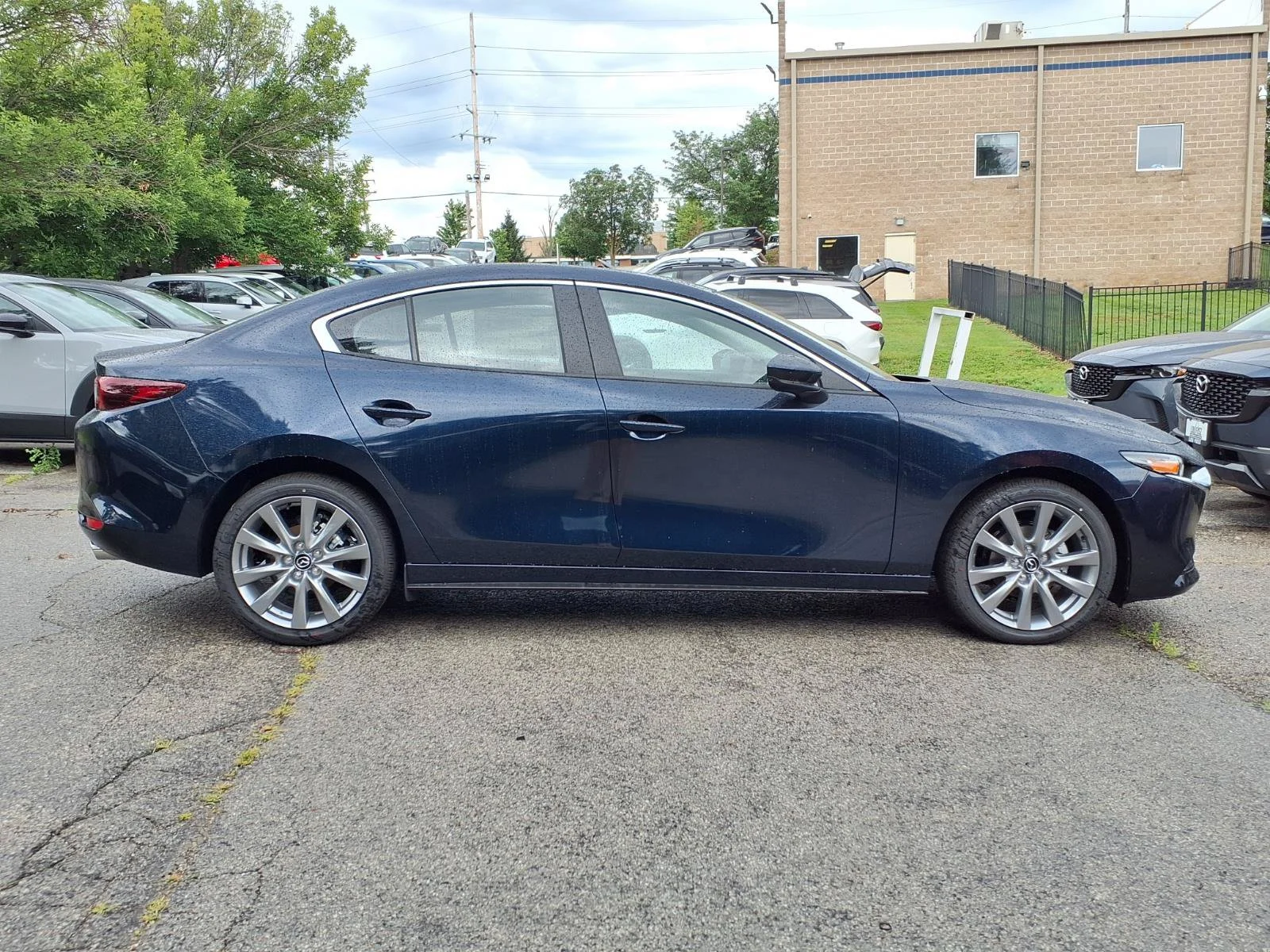 New 2026 Deep Crystal Blue Mica Mazda 2.5 S Preferred image 13
