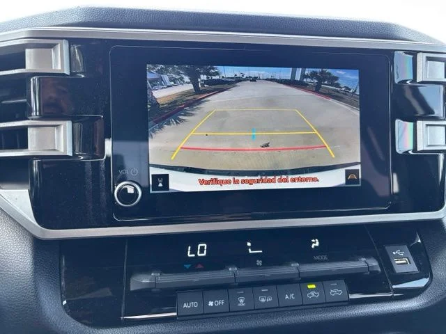 Used 2025 White Toyota SR5 image 13
