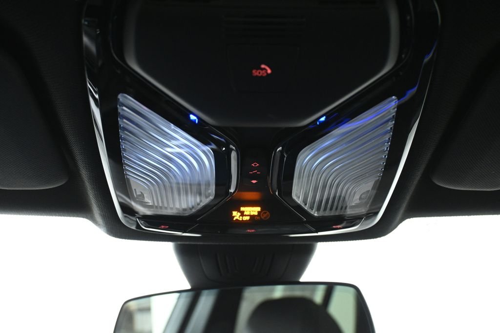 Used 2023 Black BMW xDrive40i image 21