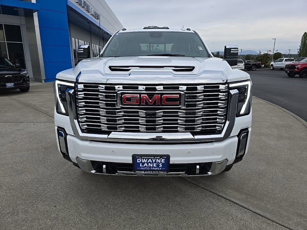 2025 GMC Sierra 3500HD Denali - Photo 9