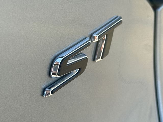 Used 2024 Gray Buick Sport Touring image 10