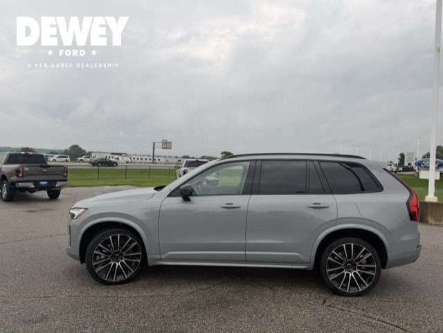 Used 2026 Gray Metallic Volvo Ultra Dark Theme image 4