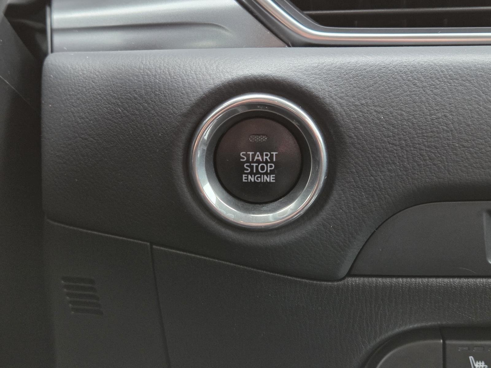 Used 2020 Sonic Silver Metallic Mazda Touring image 25