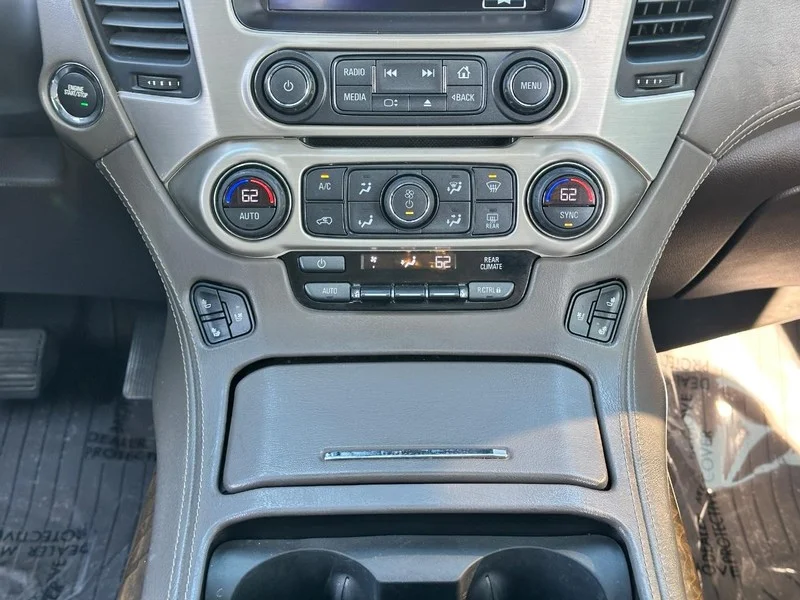 Used 2019 Dark Sapphire Blue Metallic GMC Denali image 19