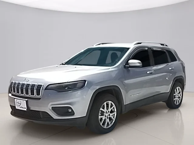 Pre-Owned 2019 Jeep Cherokee LATITUDE