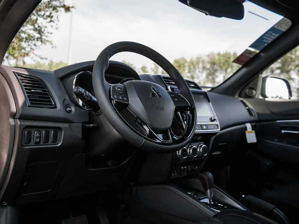 New 2026 Mercury Gray Metallic Mitsubishi 2.0 TRAIL EDITION image 17